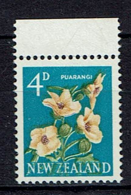 Image of New Zealand SG 786d UMM British Commonwealth Stamp